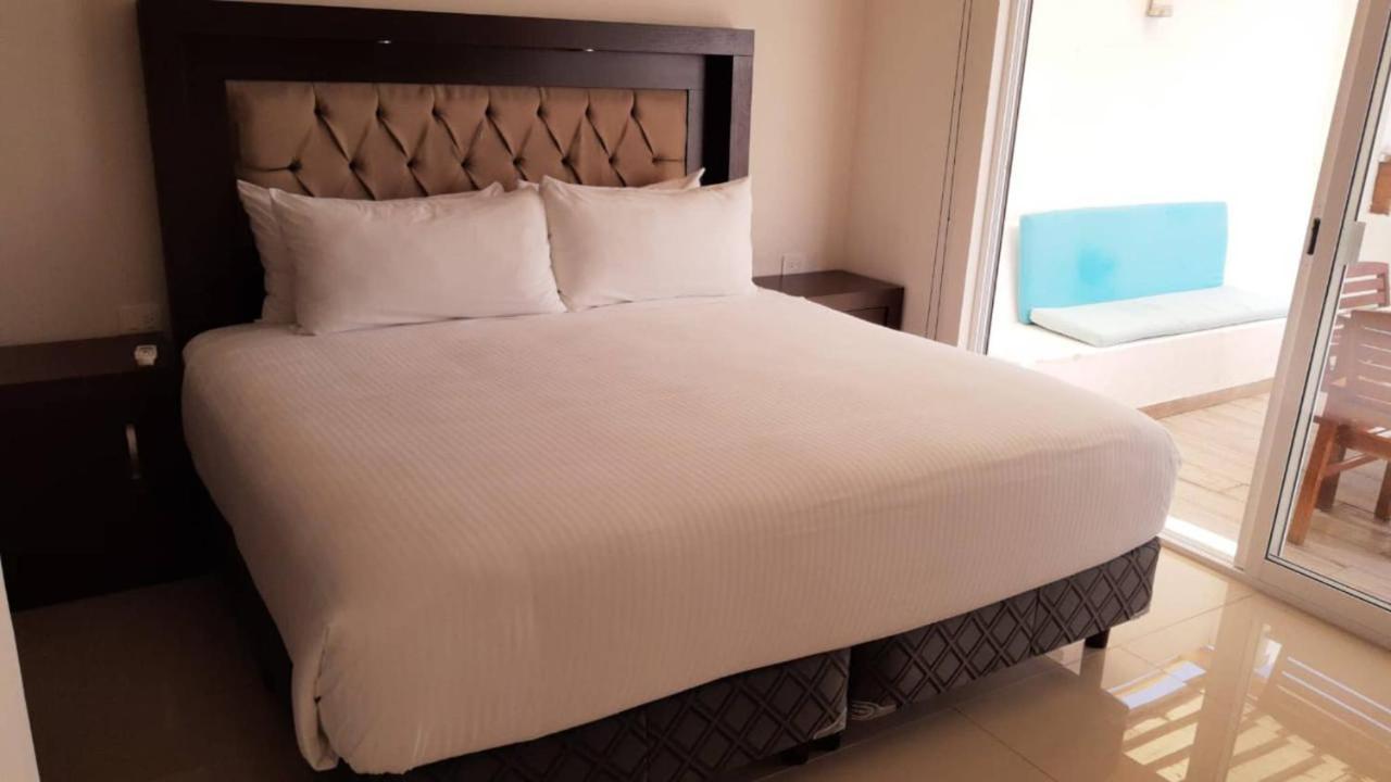 3 Bedroom Penthouse With Private Rooftop + Jacuzzi, Pool, Gym & Club, Sabbia Playa del Carmen