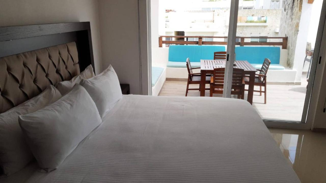 3 Bedroom Penthouse With Private Rooftop + Jacuzzi, Pool, Gym & Club, Sabbia *